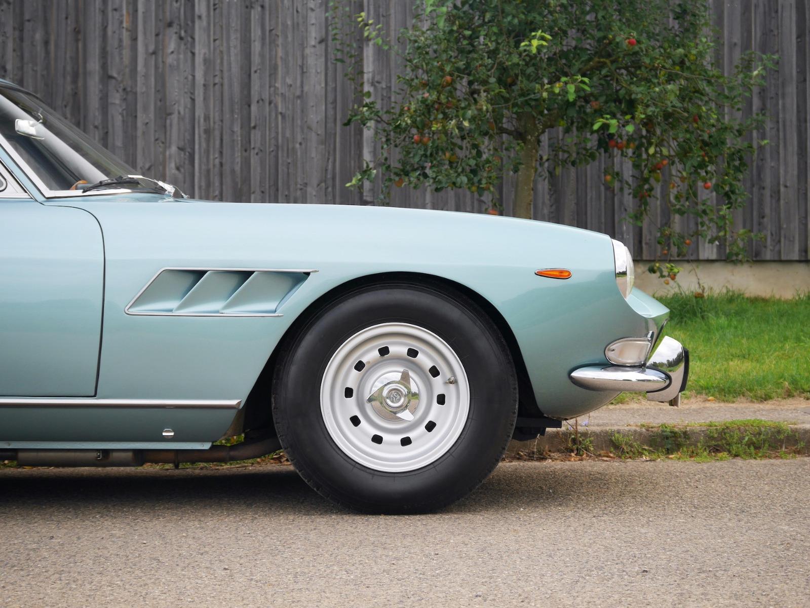 Ferrari 330GT Serie II