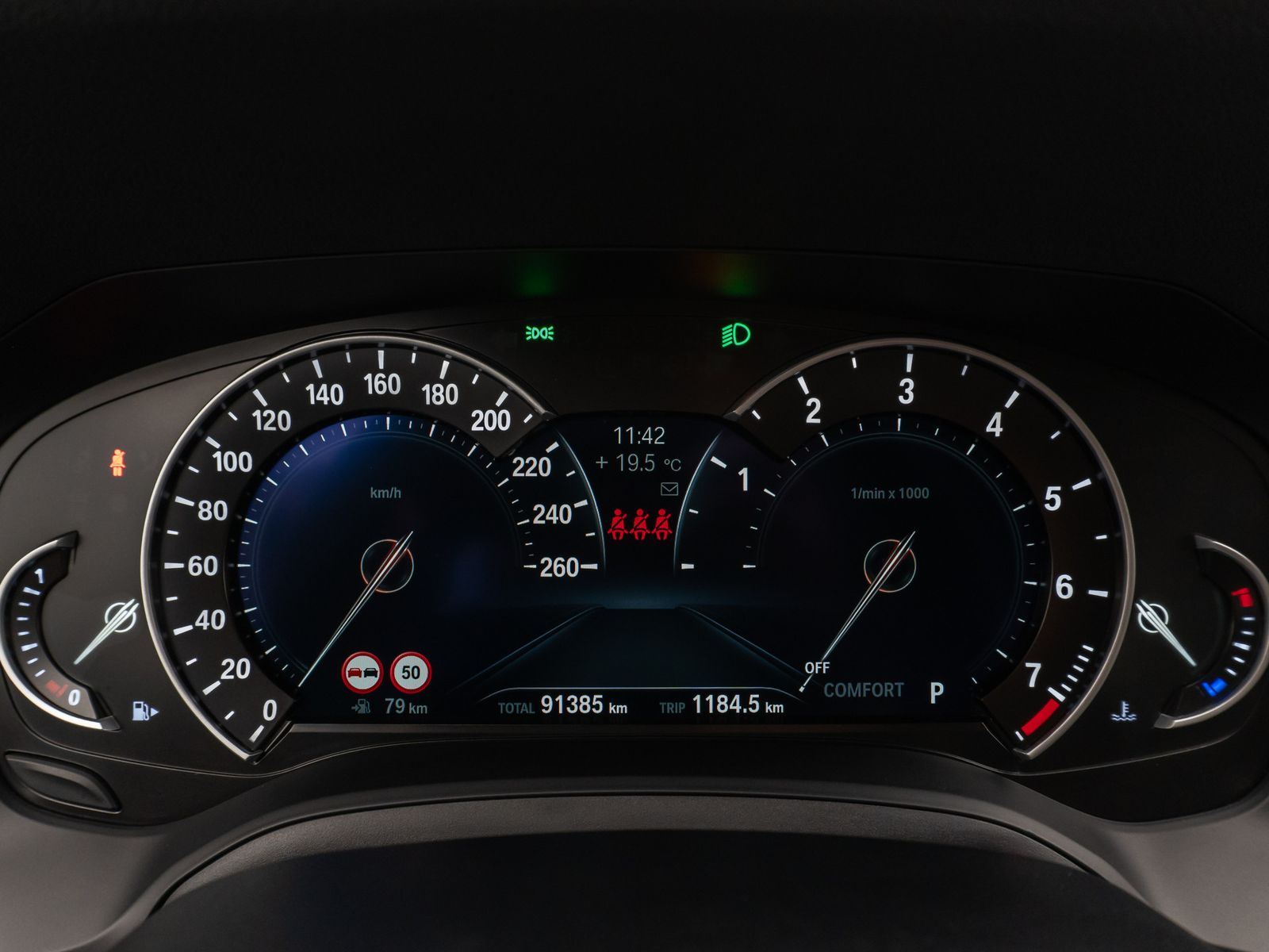 Fahrzeugabbildung BMW 320i Sport Line PDC Stop&go Standhzng Leder 18"