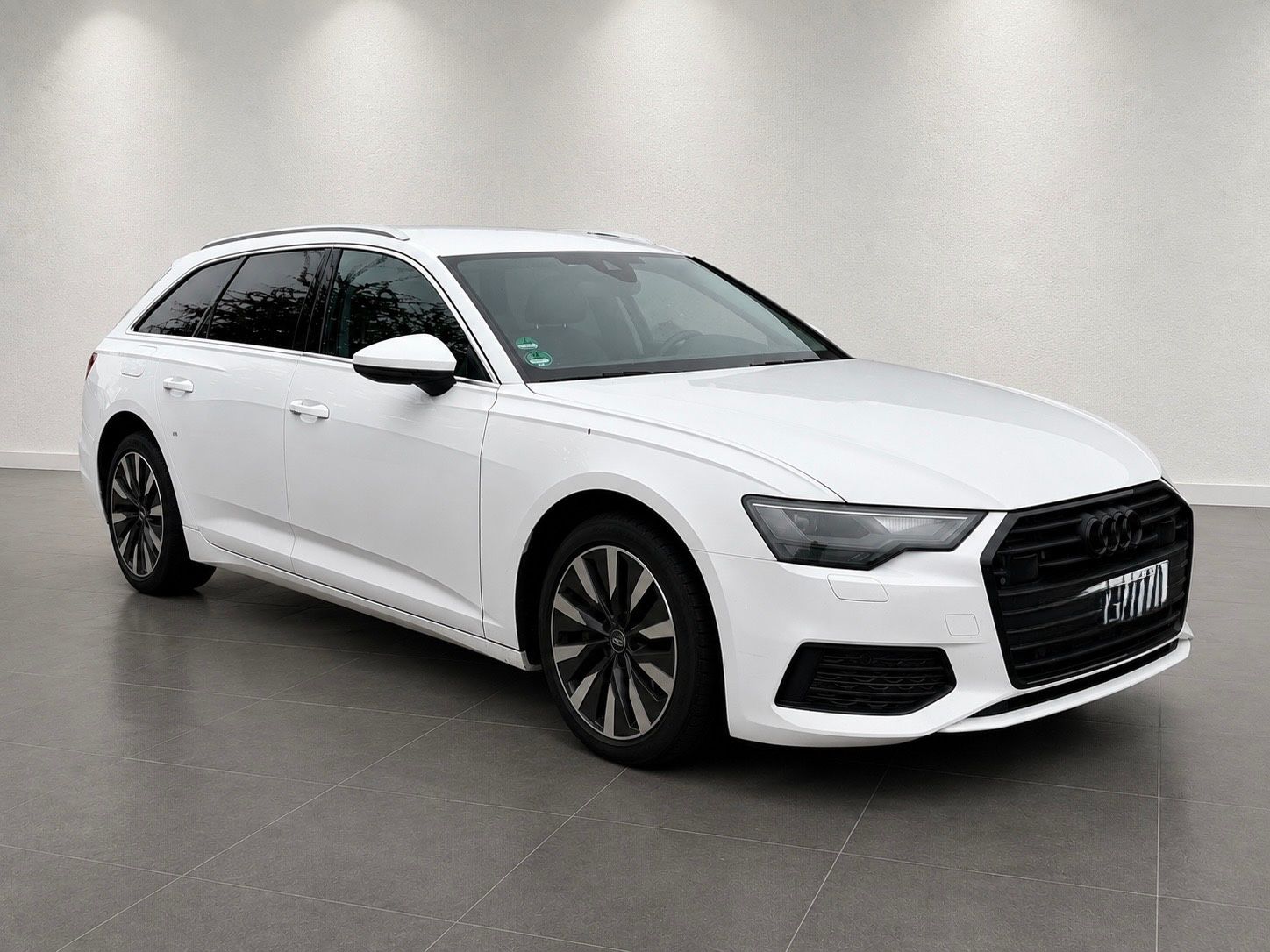 Audi A6 - 1