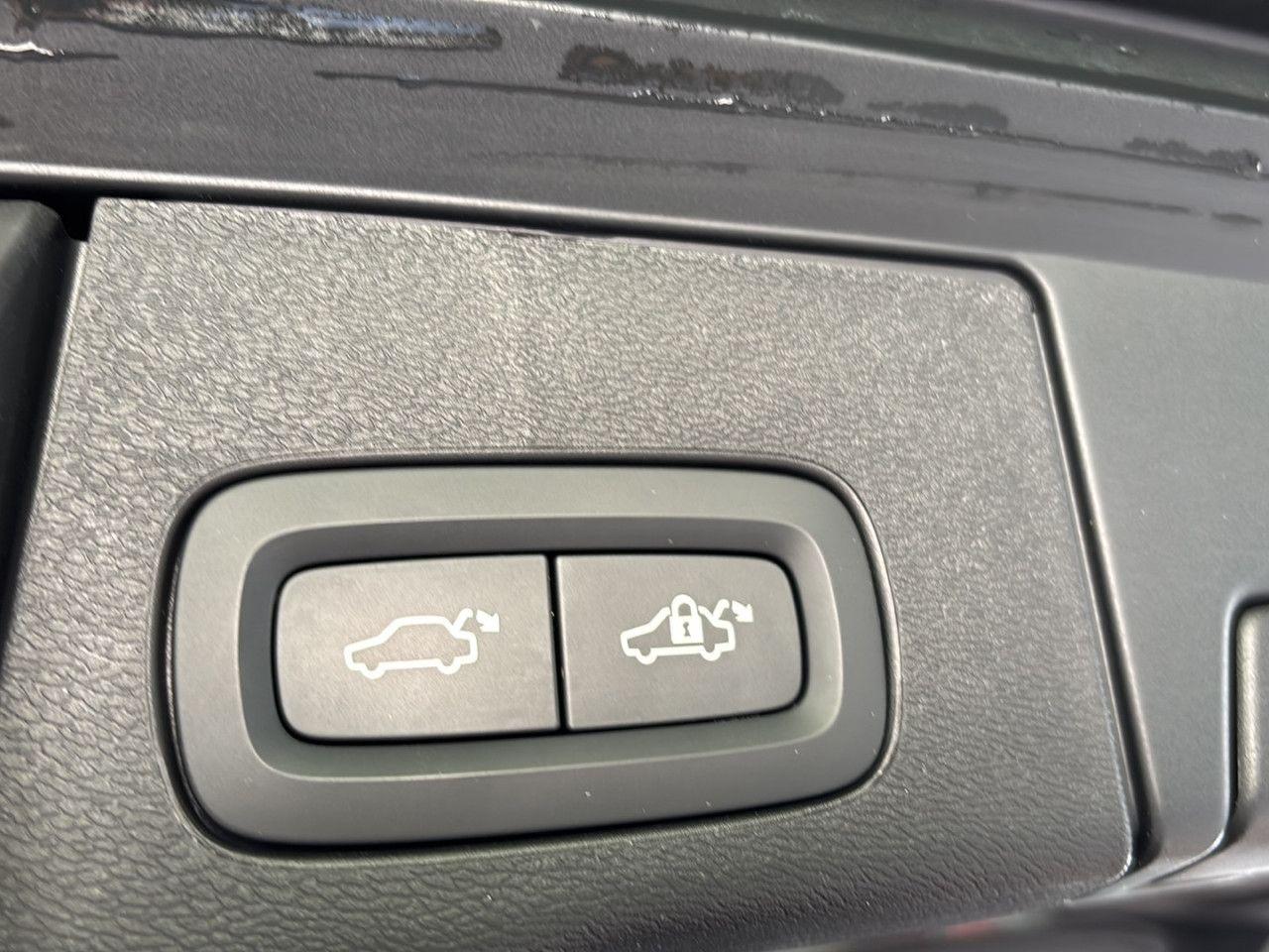 Volvo XC60 XC 60 Plus Dark AWD Bluetooth LED Klima, миниатюра 25