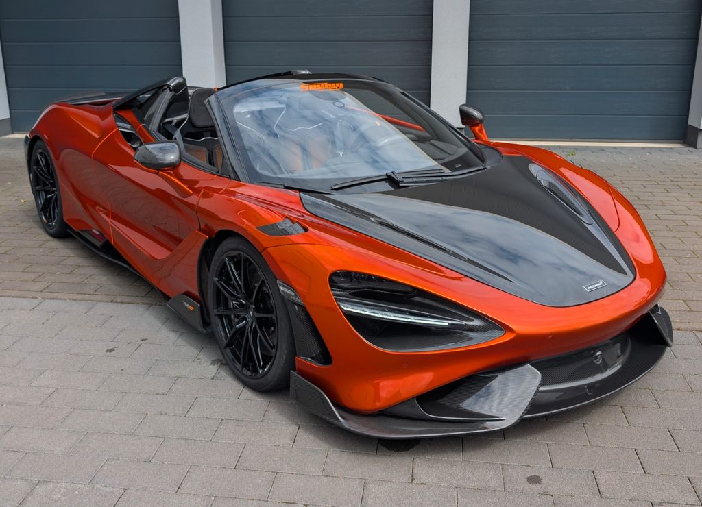 Image of McLaren 765LT