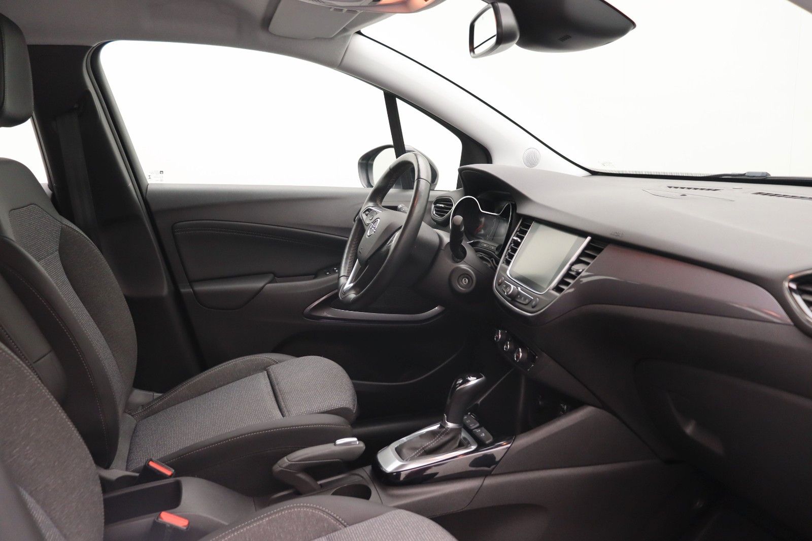 Fahrzeugabbildung Opel Crossland 1.2 Elegance