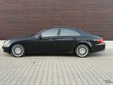Mercedes-Benz CLS 500 / 2 HAND / GEPFLEGT / DEUTSCHES FAHRZEUG - gebrauchte Mercedes-Benz CLS 500 aus dem Jahr 2004