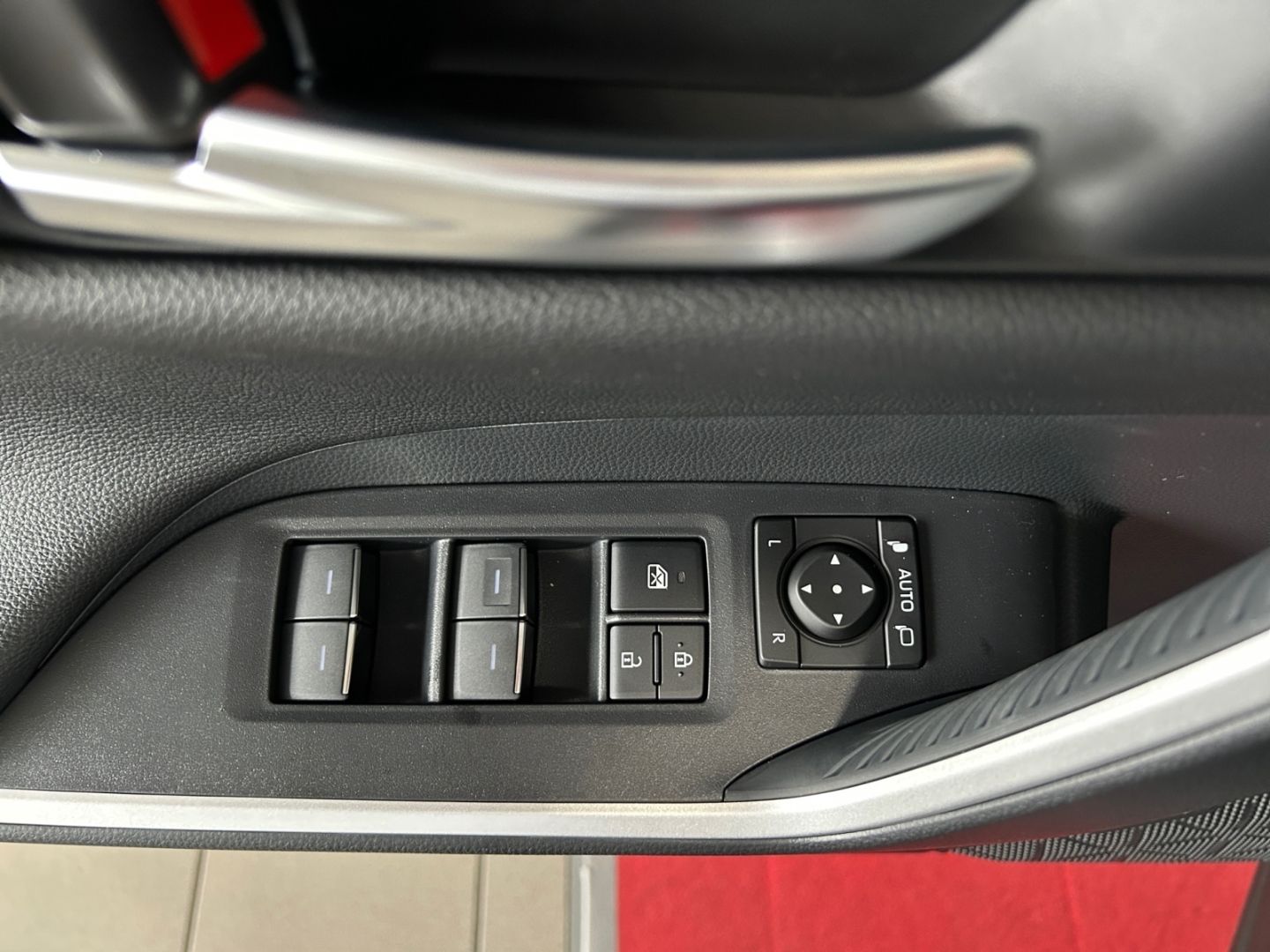 Toyota RAV 4 - Bild 6