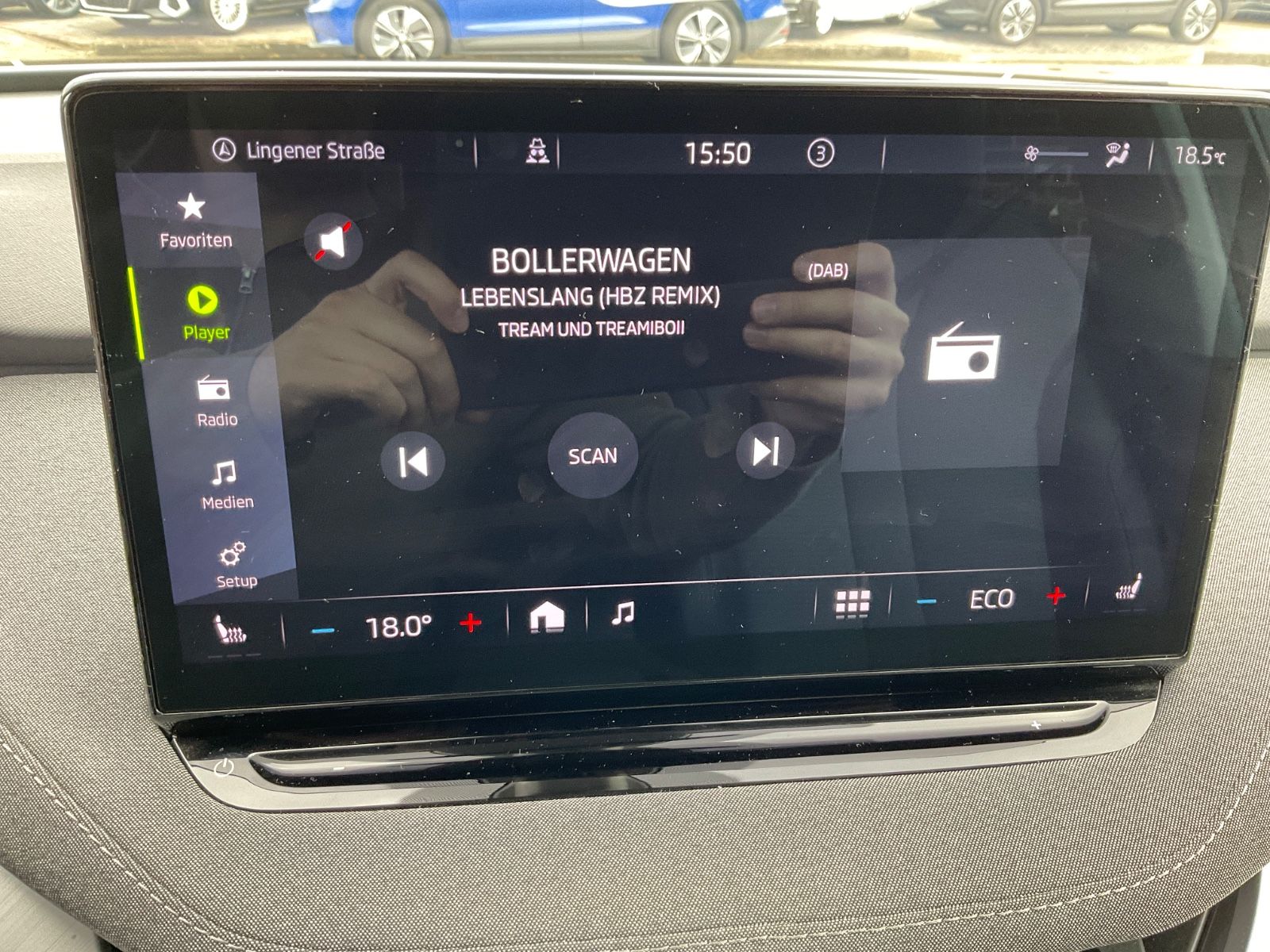 Fahrzeugabbildung SKODA Enyaq 80,Kamera,Keylessgo,Sitzheizung,Navi