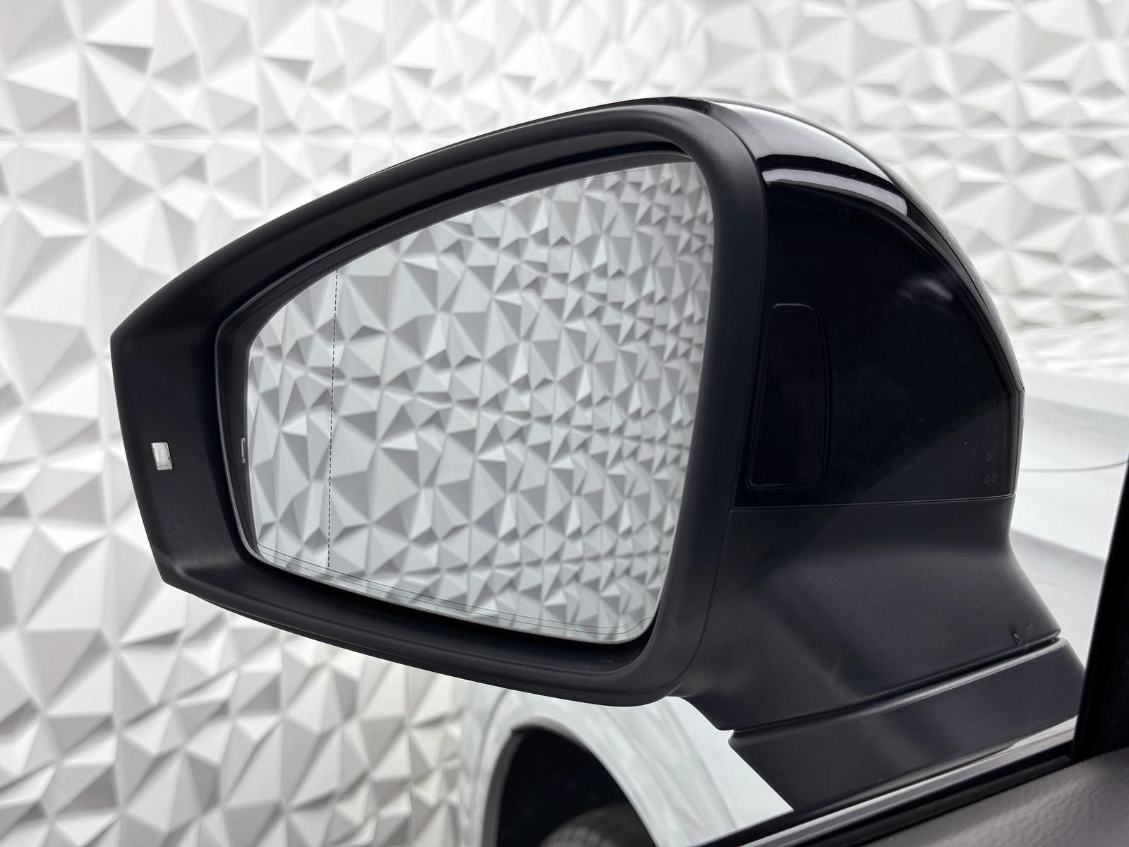 Fahrzeugabbildung Volkswagen 3.0 TDI*R-LINE*IQ*ALLRADLENK*DYNAUDIO*STANDHZ*AH