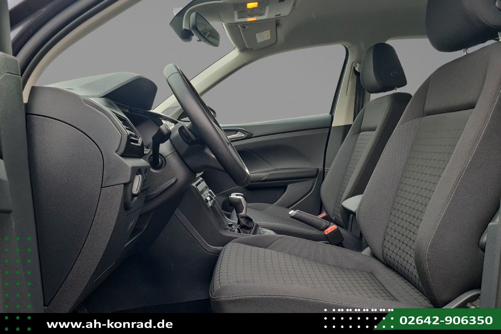 Fahrzeugabbildung Volkswagen T-Cross 1.0 TSI DSG Life*SITZHZNG*APP*PDC*