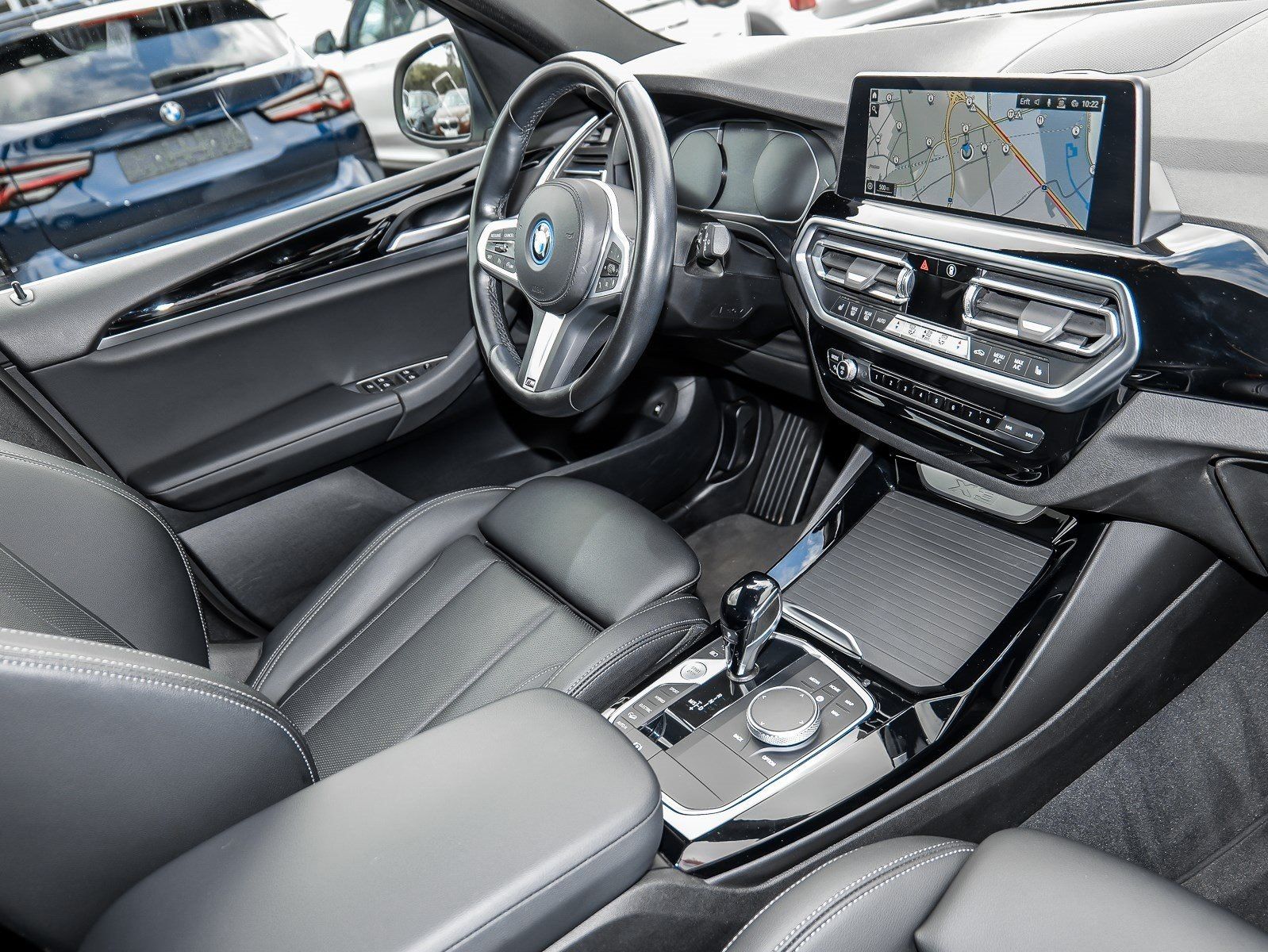 BMW X3 xDrive30e HUD AHK RFK NAVI LED PDC V H DAB foto 15