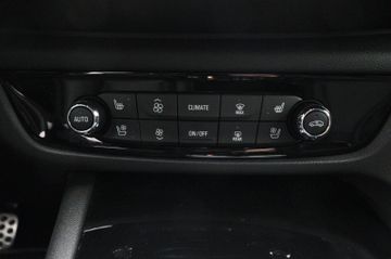 Fahrzeugabbildung Opel Insignia B 2.0 Sports Tourer GSi 4x4
