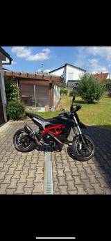 Ducati Hypermotard 821 - Offers