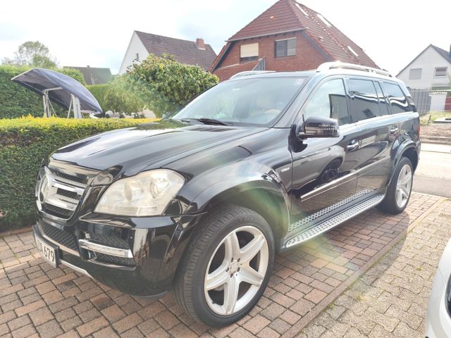 Mercedes-Benz GL 350 BlueTEC 4MATIC - Privat, 7 Sitzer 