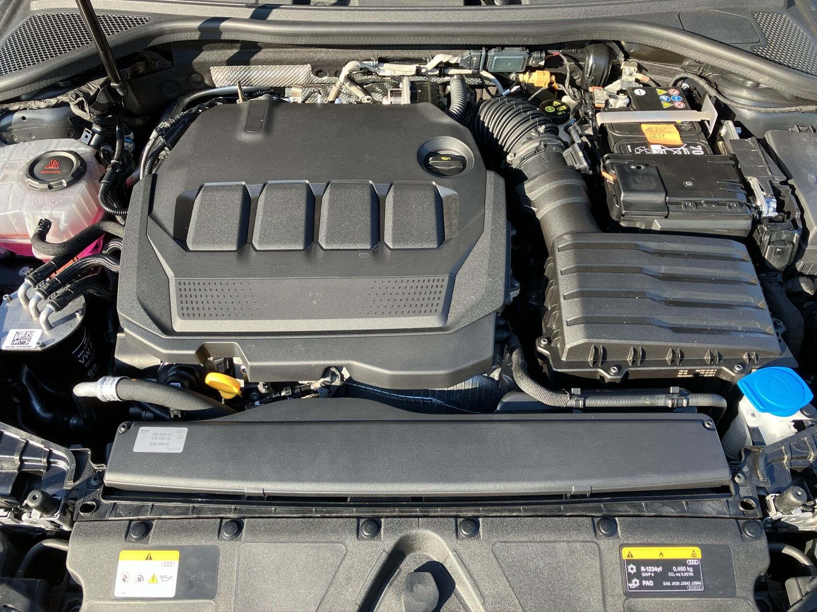 Fahrzeugabbildung Audi A3 Sportback 35 TDI advanced S tronic  LED  Navi