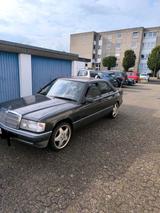 Mercedes-Benz 190er W201 zum verkaufen - Mercedes-Benz 190 in Köln