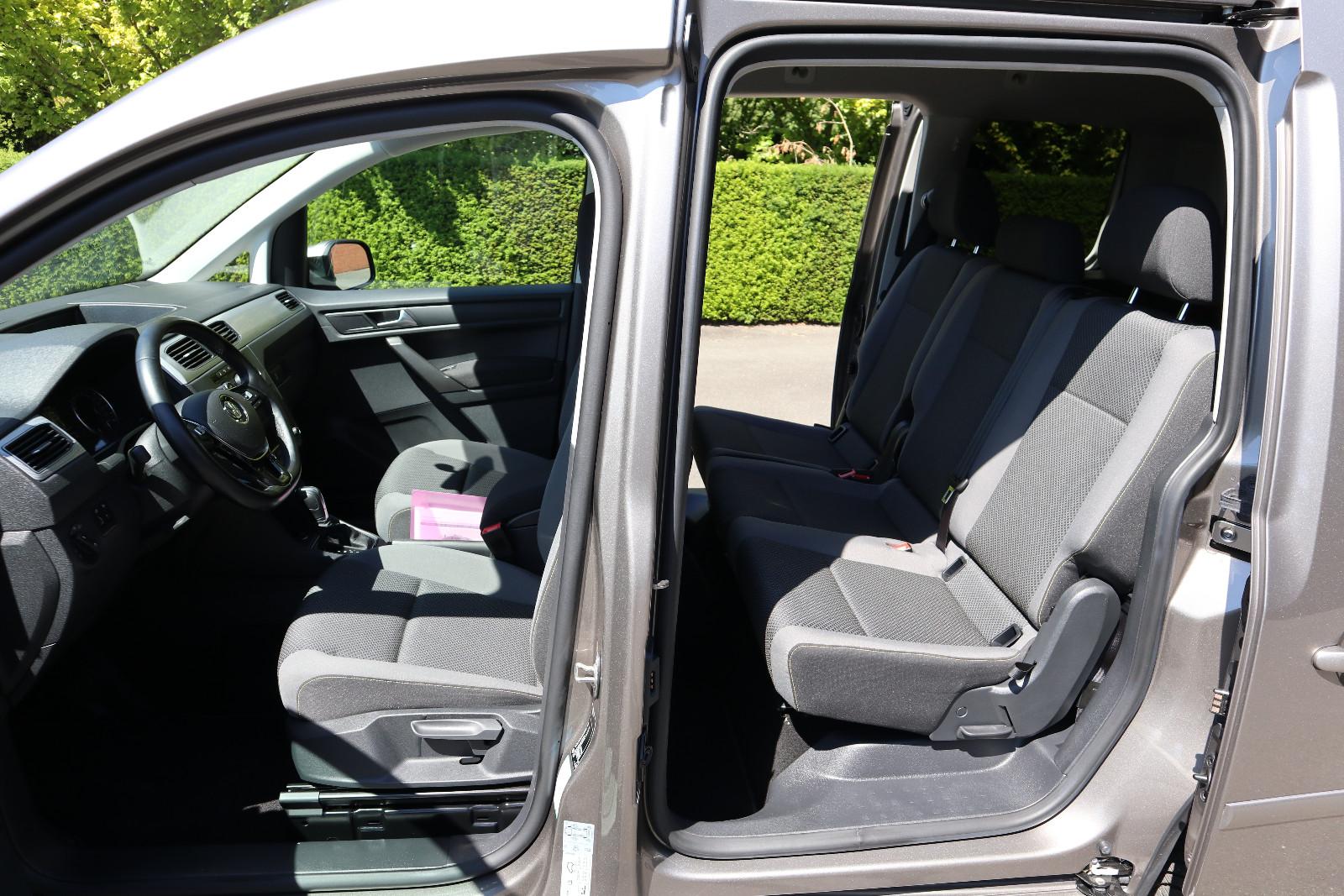 Volkswagen Caddy 1,4TSI DSG*rollstuhlgerecht*Wenderampe*AMF