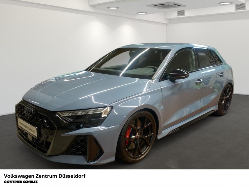 Audi RS3 2.5 TFSI quattro s-tronic LED Kamera foto 1