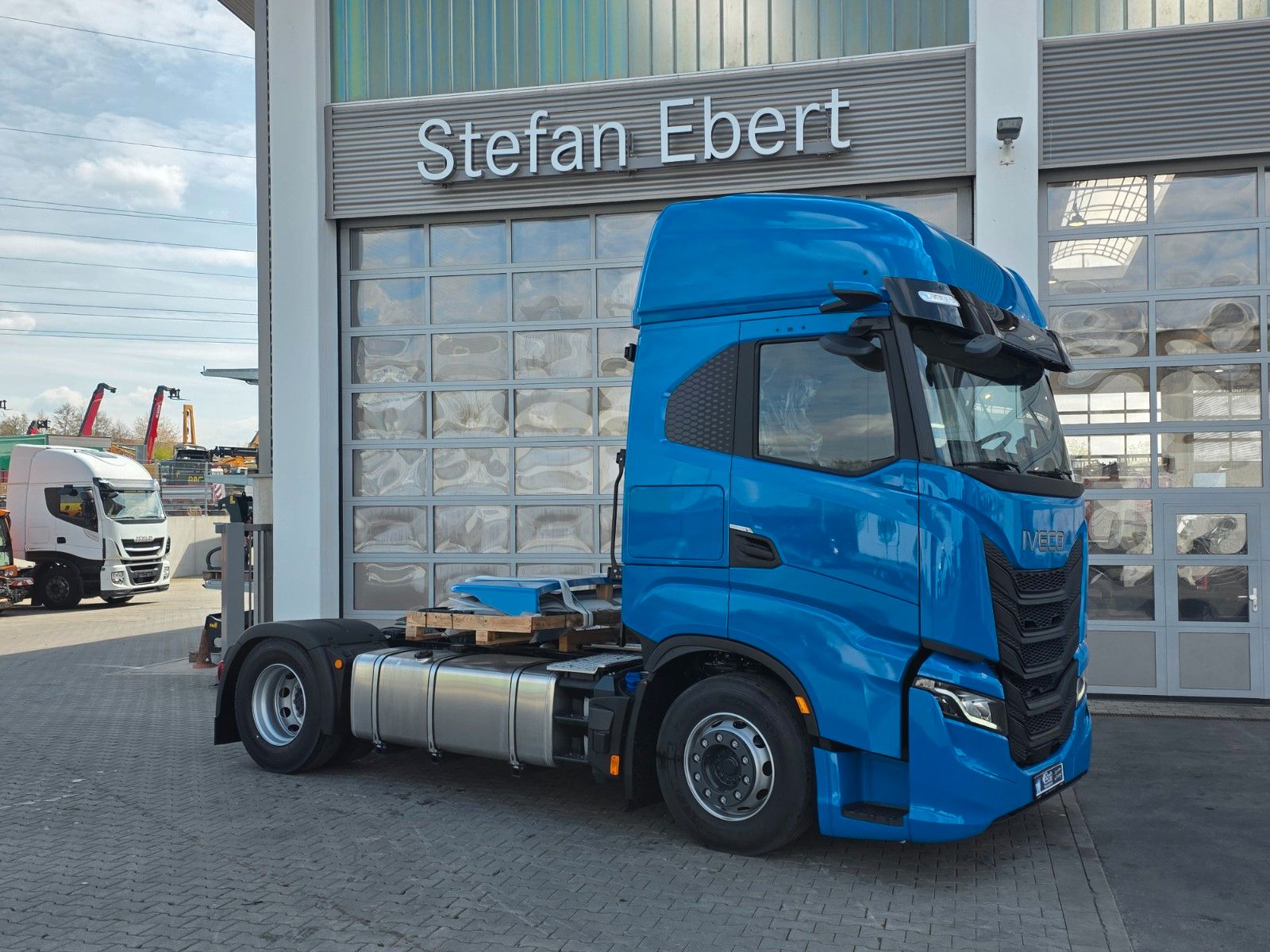 Fahrzeugabbildung Iveco S-Way AS440S50T/P Standklima+Heizung LED