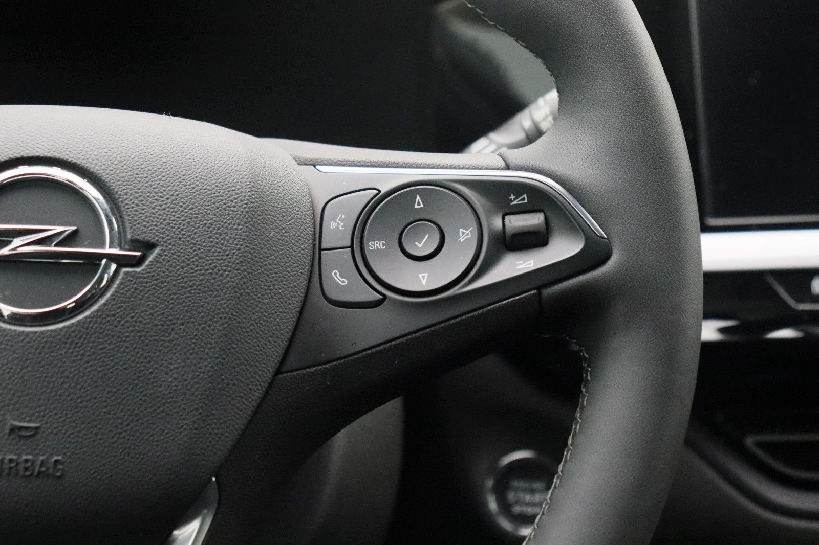Fahrzeugabbildung Opel Grandland X 1.2 GS Line
