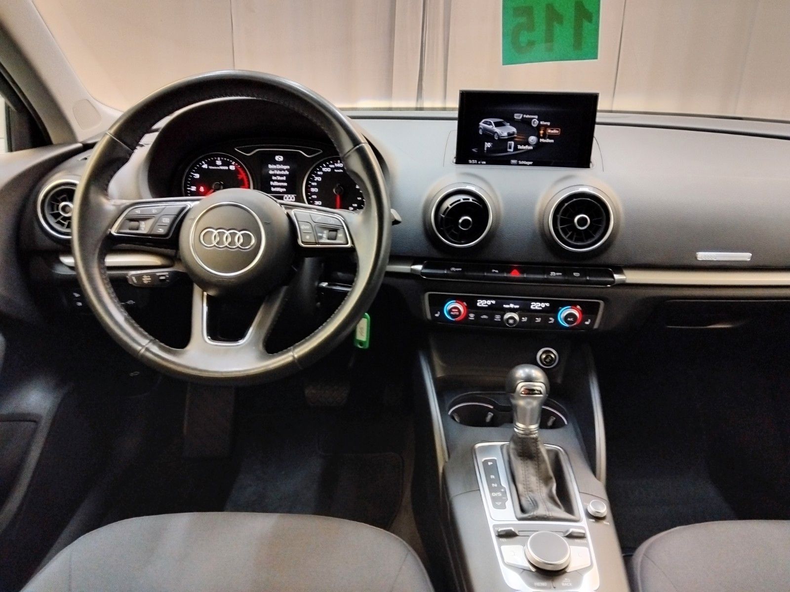 Audi A3 (10/2019, Benzin)