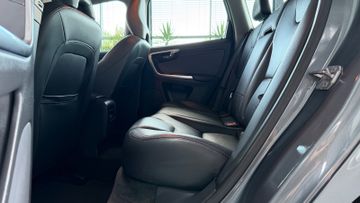 Volvo XC60 - 12
