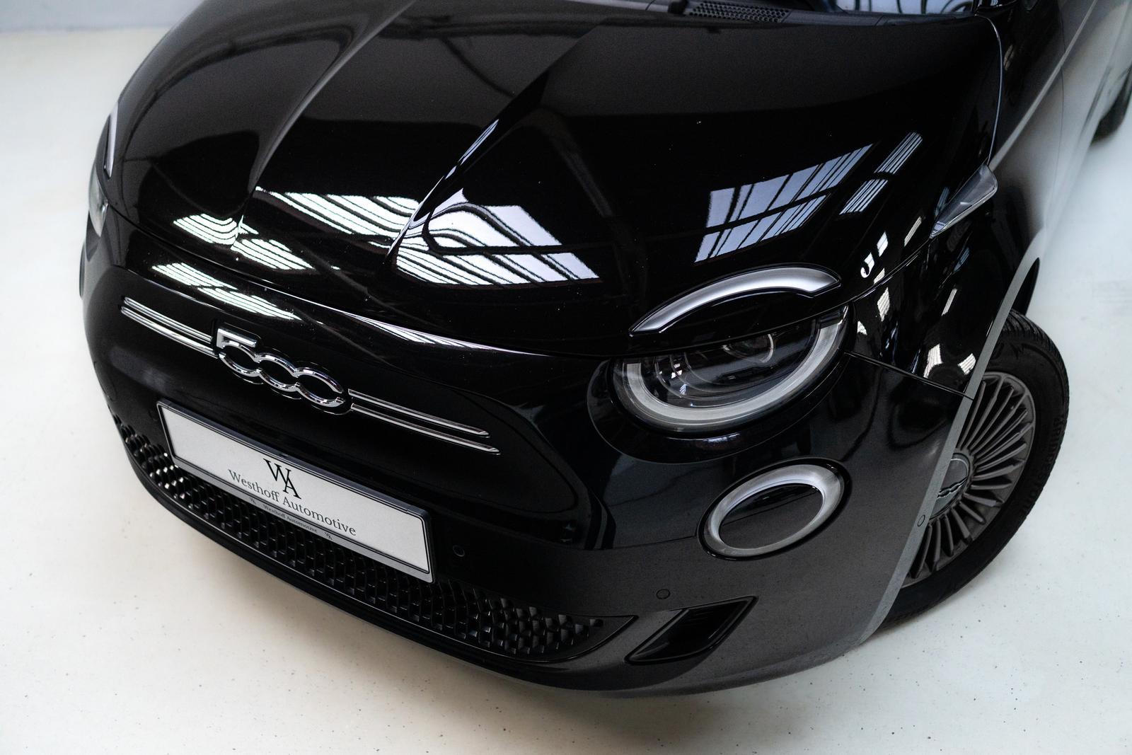 Fiat 500e Icon Skydome LED 360' CarPlay Totwinkel 17"