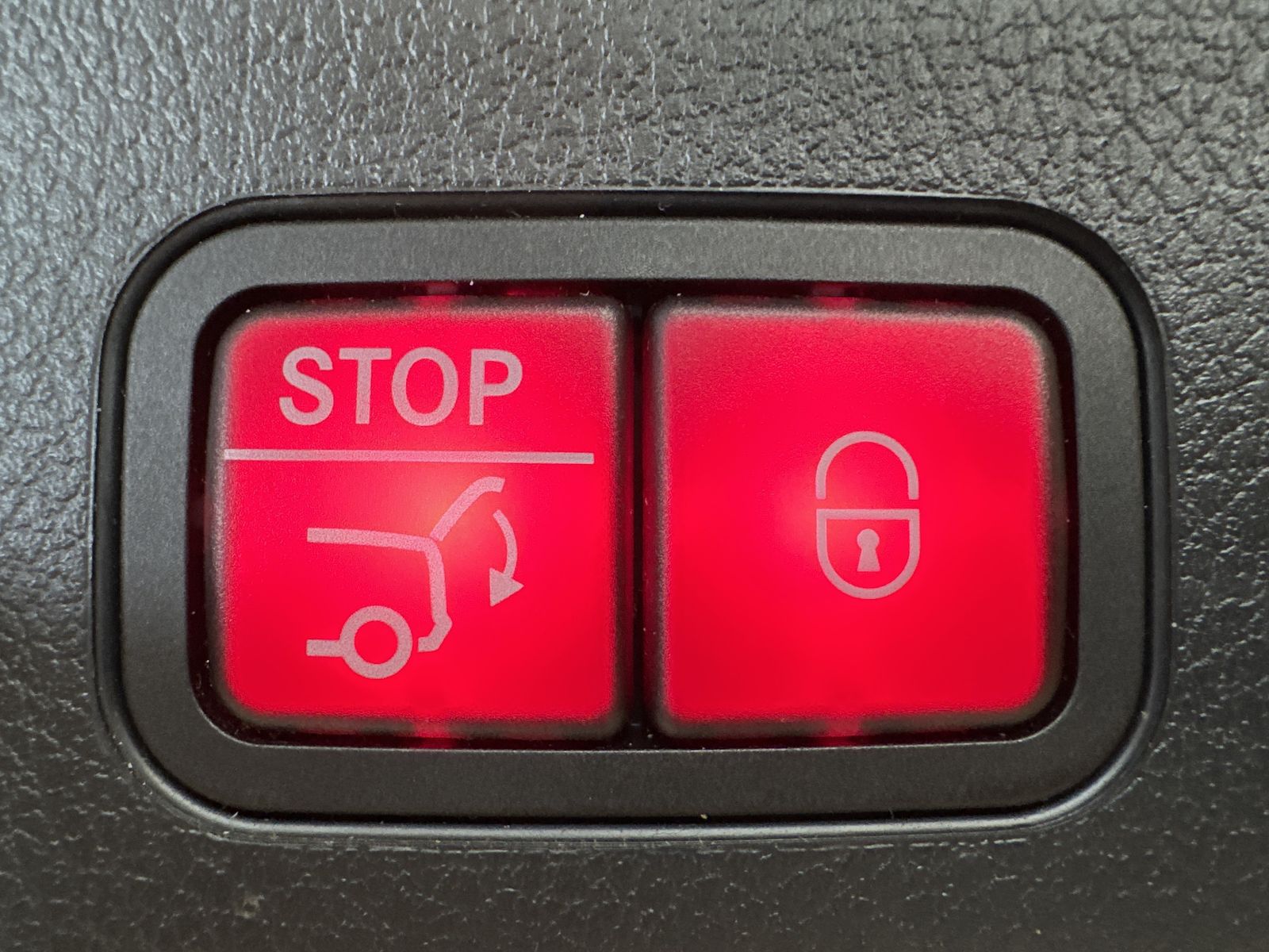 Fahrzeugabbildung Mercedes-Benz GLB 220d 4Matic AMG-Line NAV+LED+20ZO+BURMESTER