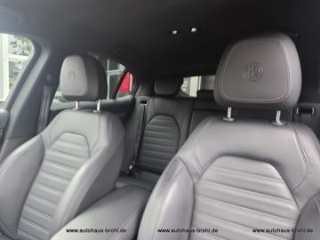 Alfa-Romeo Stelvio - 11