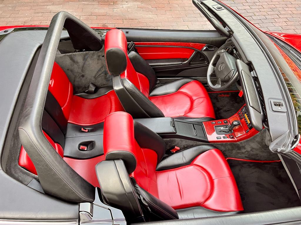 Mercedes-Benz SL 320