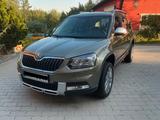 Skoda Yeti 2.0 TDI  4x4 L&K (Laurin & Klement - Skoda Yeti: Grün