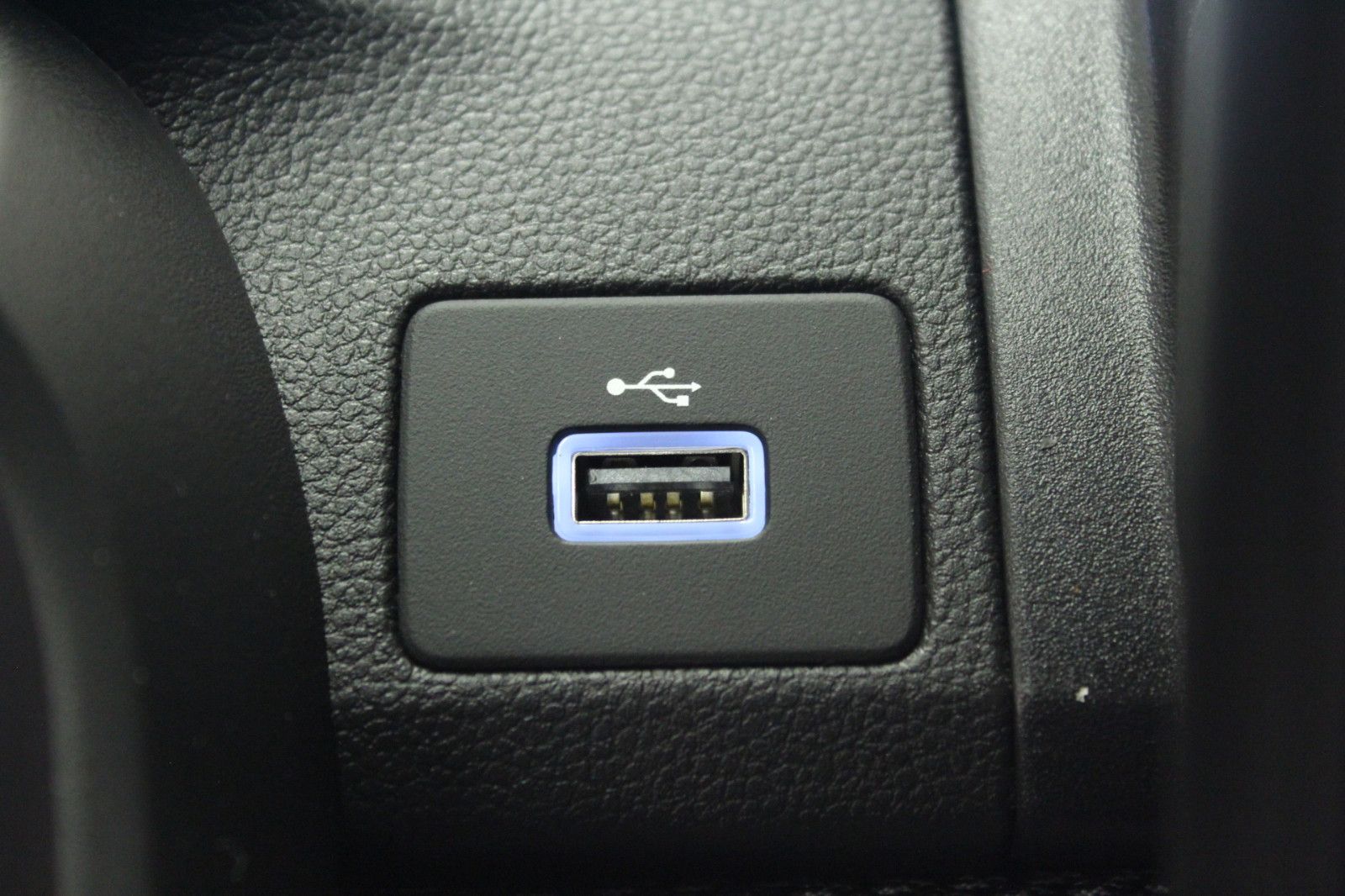 Fahrzeugabbildung Dacia Sandero TCe 90 Stepway auto Expression*Winterp.*