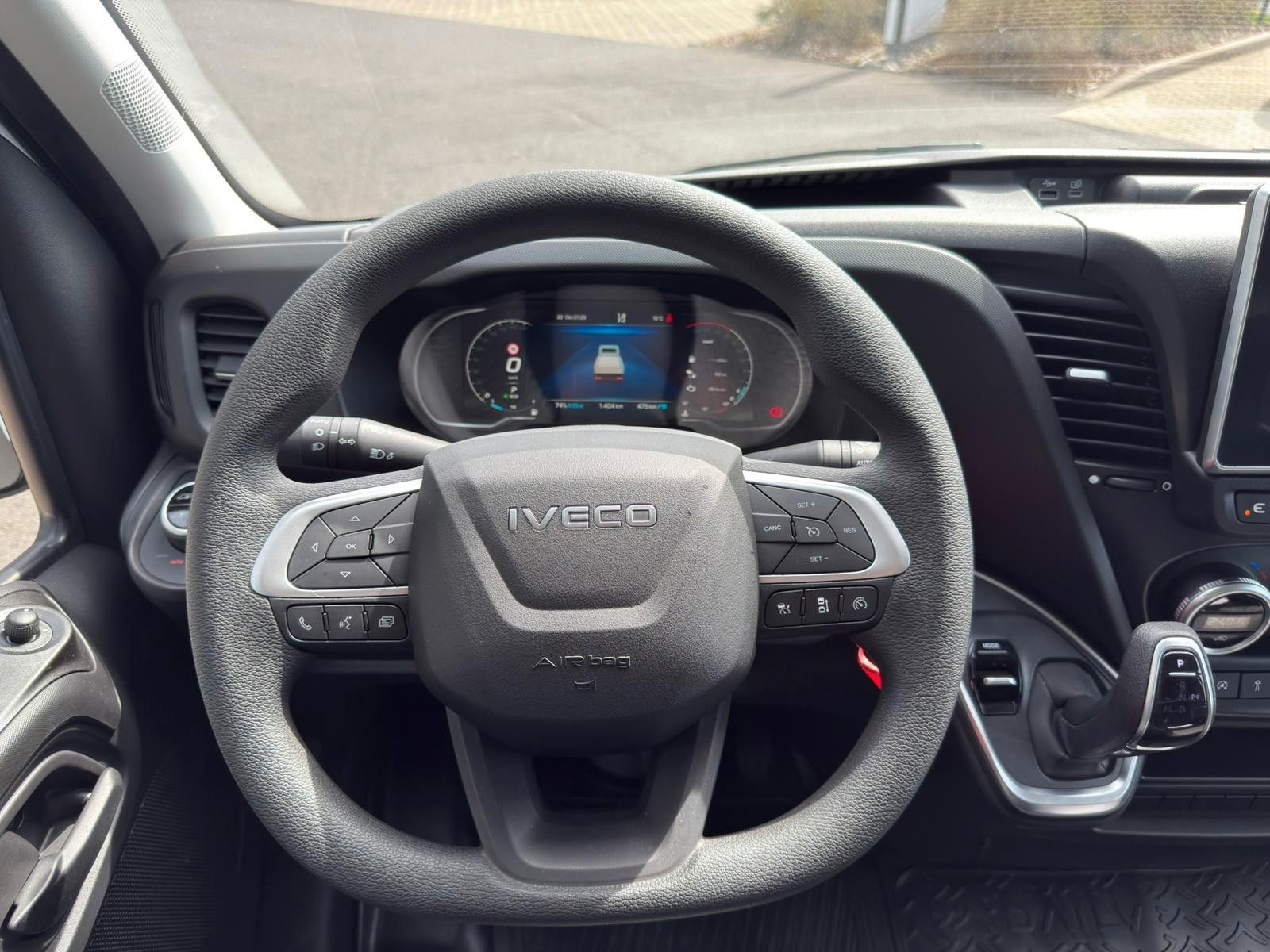 Fahrzeugabbildung Iveco Daily 35S16 A8 *R4.100mm*Automatik*Kamera*JUNGE*