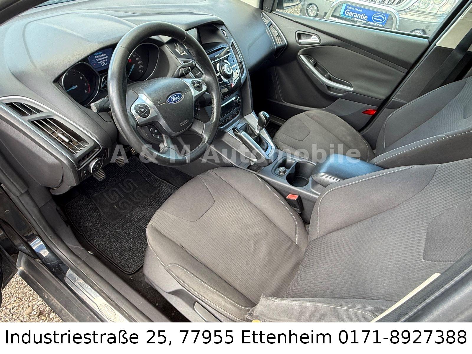 Ford Focus 2012 — photo 7