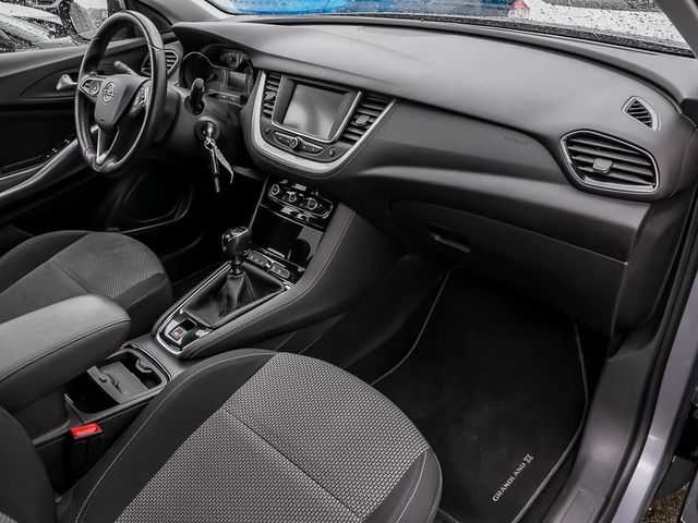 Opel Grandland 1.2 Edition Fernlicht-Assistent