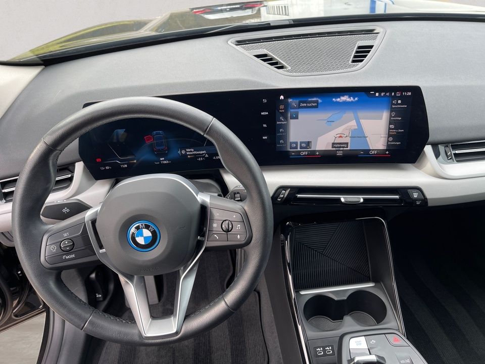 BMW iX1 - Bild 12