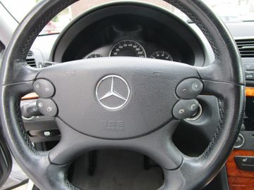Mercedes E 200 - 9