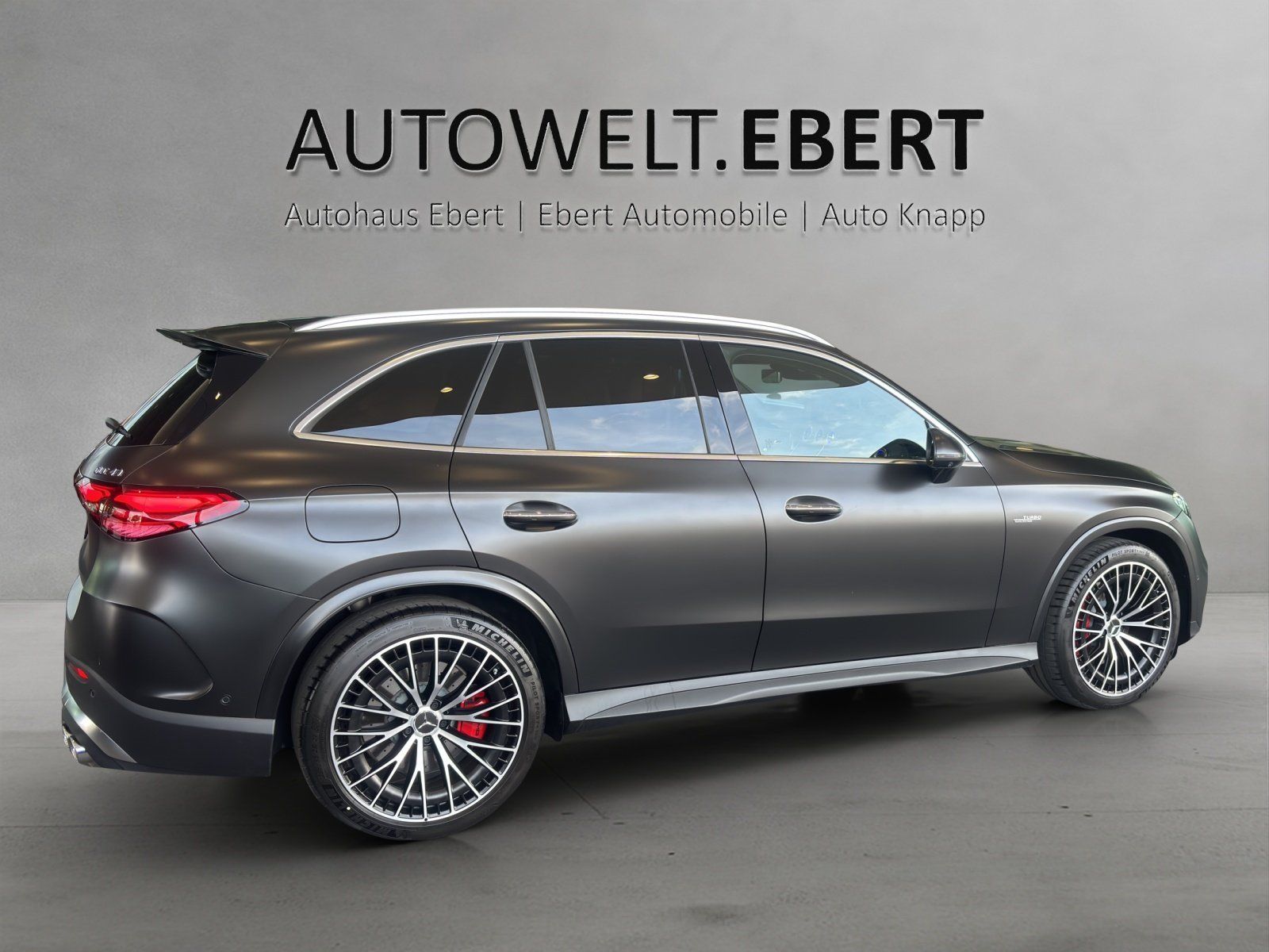 Fahrzeugabbildung Mercedes-Benz GLC 43 AMG Prem DISTR Dynamic+ GUARD360 Burm HAL