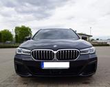 BMW 530d xDrive Touring M Sport HUD ACC RFK AHK HIFI