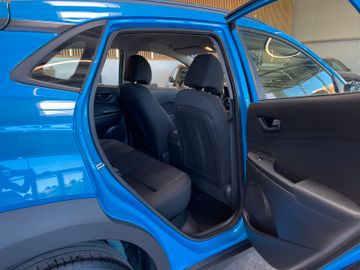 Hyundai Kona Select 2WD *1.HAND*KLIMA*TÜV 0627*TEMPOMAT