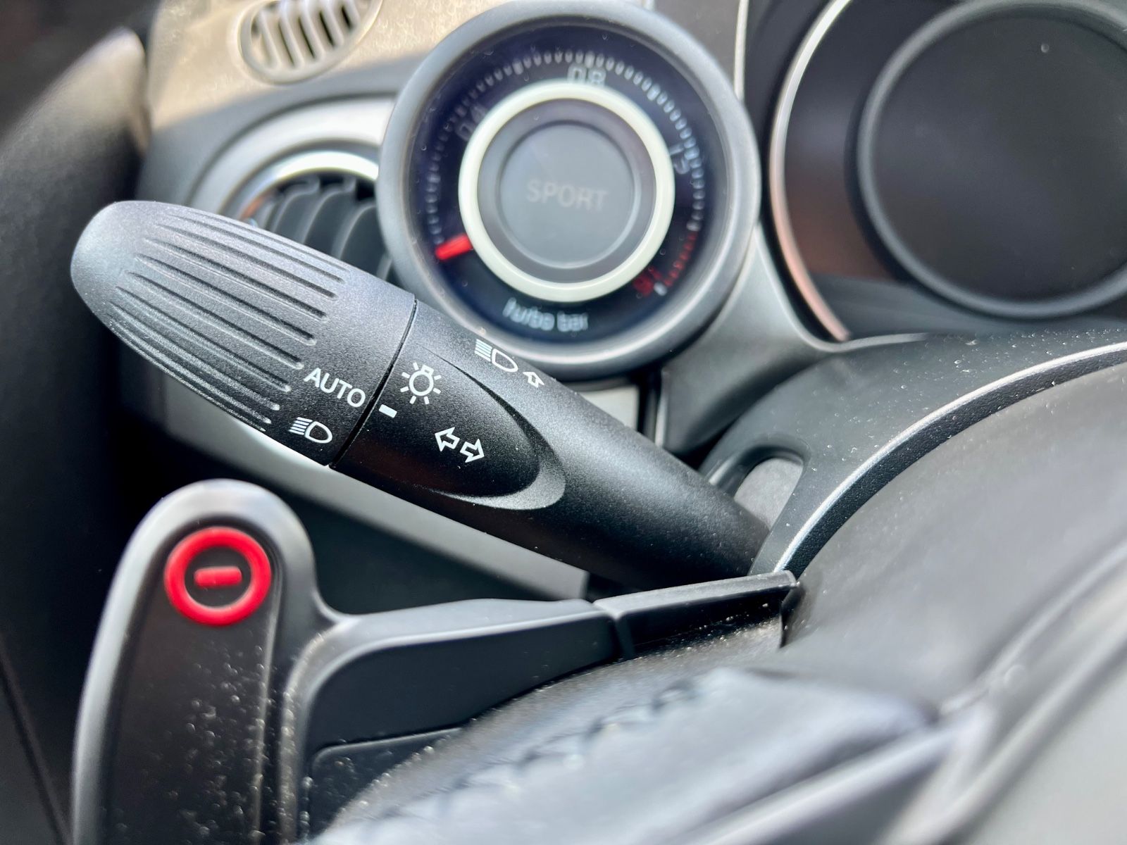 ABARTH 595 KLIMA PDC CARPLAY L+R SENSOR