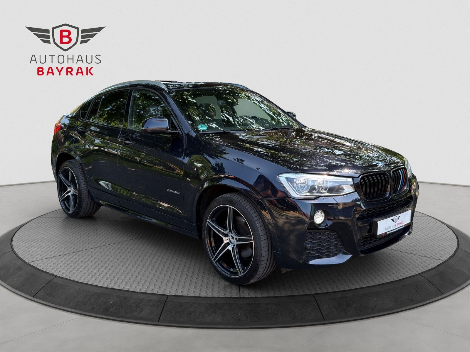 BMW X4 xDrive 30 d M-Paket HUD/MEMORY/LED/SHZ/NAVI