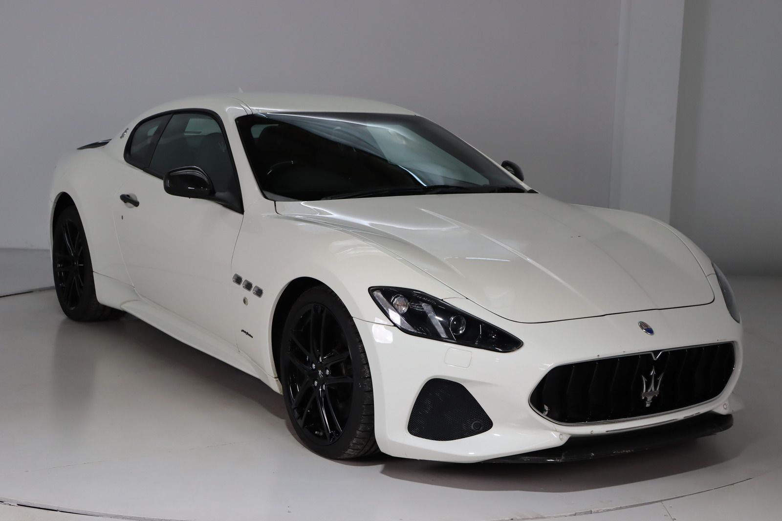 Fahrzeugabbildung Maserati Granturismo Sport * Bi-Xenon * Navi * RFK