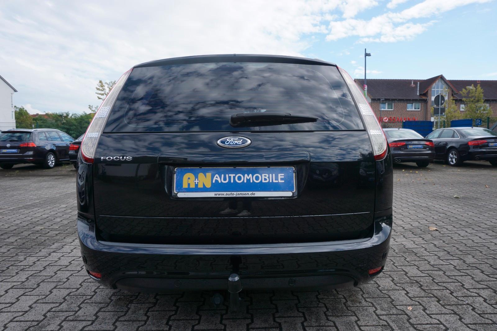 Ford Focus 2010 — photo 6
