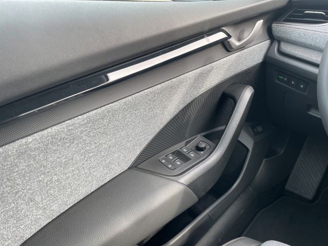 Skoda Octavia Combi 2.0 TDI DSG*AHK*NAVI*MATRIX*STHZ*