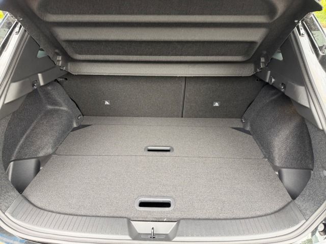 Fahrzeugabbildung Nissan QASHQAI 1.3 DIG-T MHEV 140 PS MT 4x2 N-Connecta