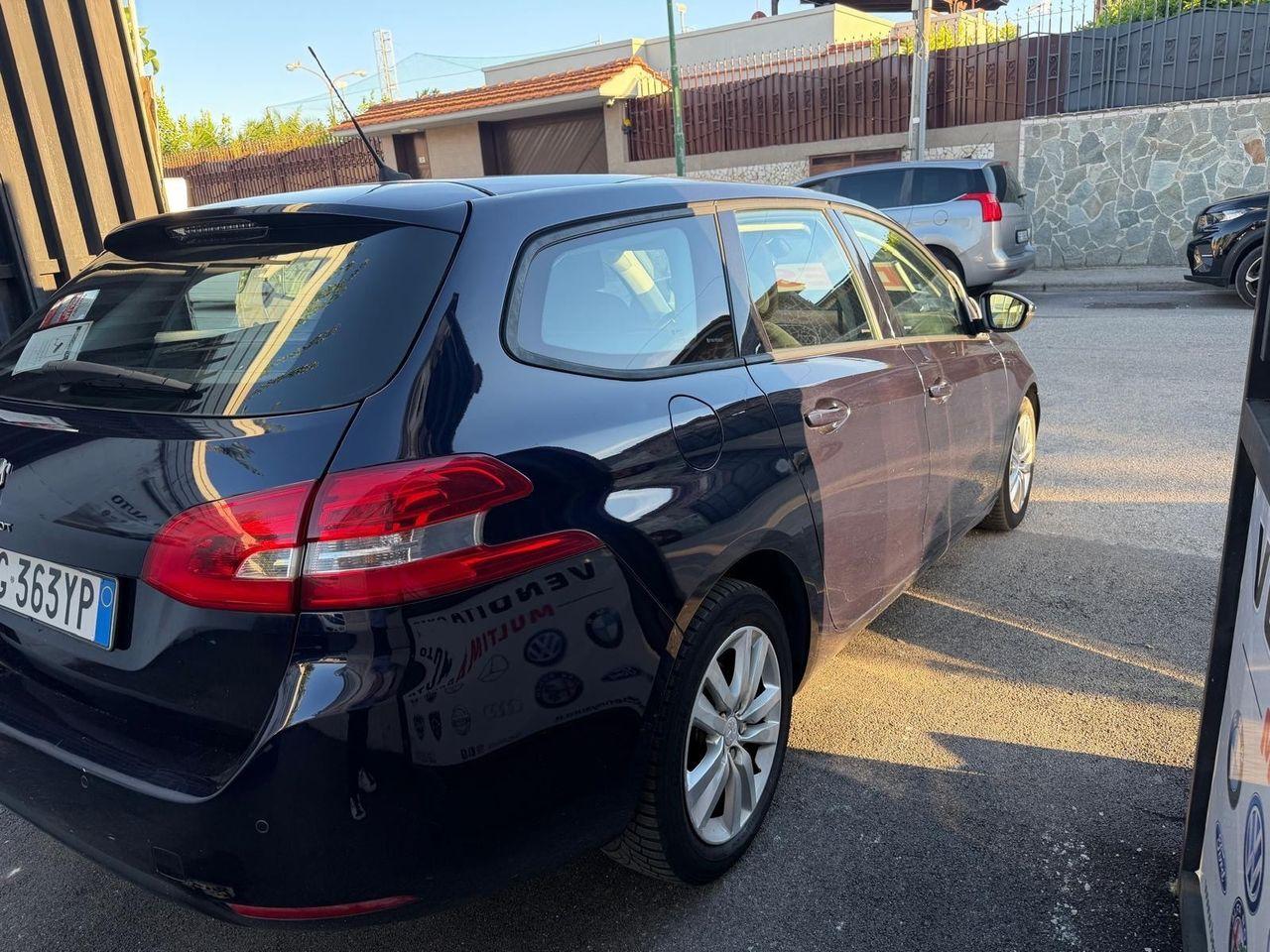 Peugeot 308 2015 — engine 1.560 cm³, 116 HP (85kW)
