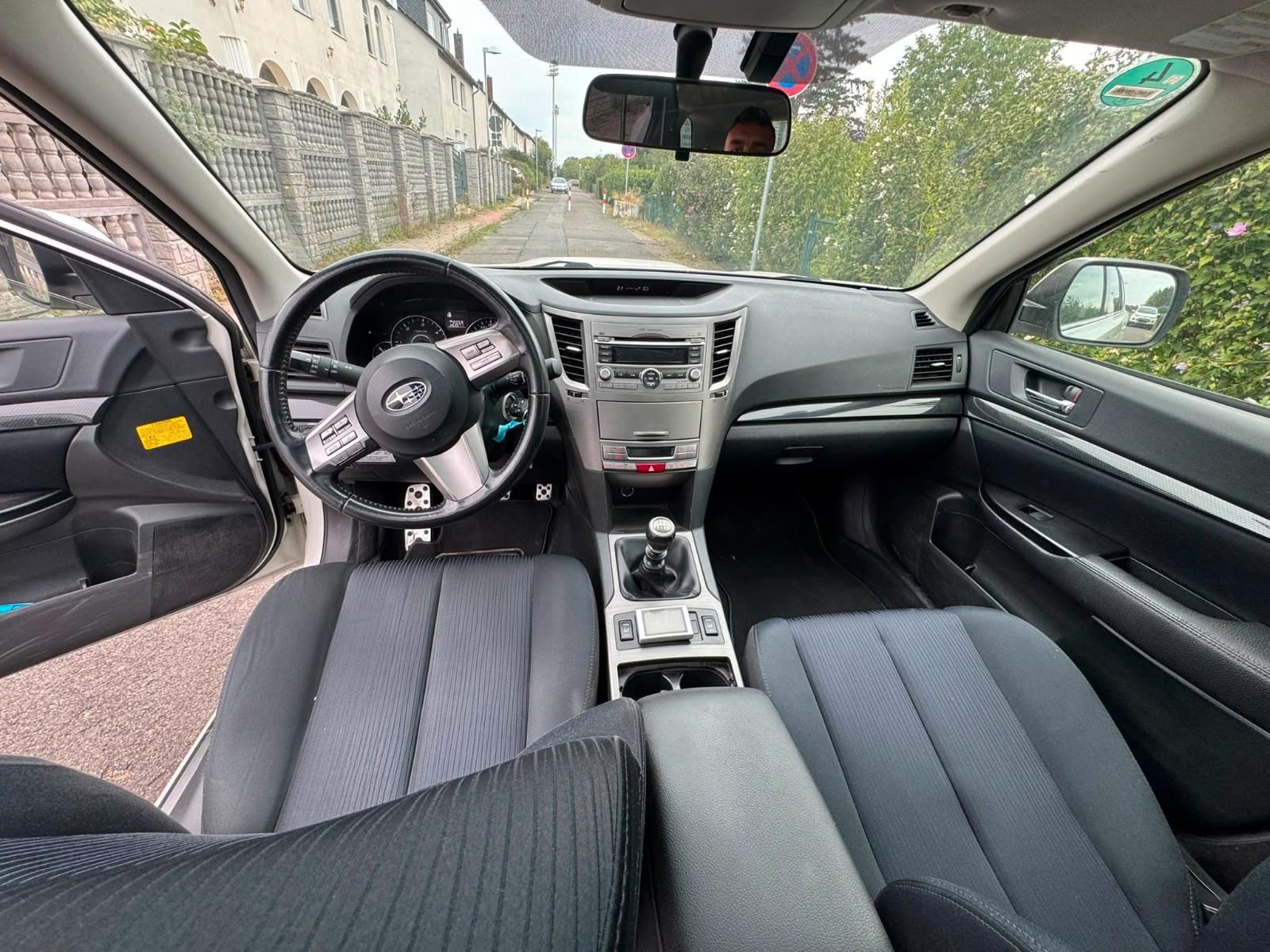 Subaru Legacy 2012 — photo 6
