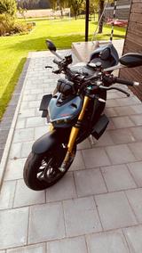 Ducati Streetfighter V4s black/grey viel Zubehör!3000Km - Offers