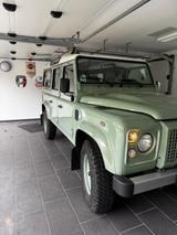 Land Rover Defender Heritage 110 2.2 TD4 Station Wagon - Land Rover Defender in Frankfurt (Main)