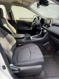 Toyota RAV 4 - 8