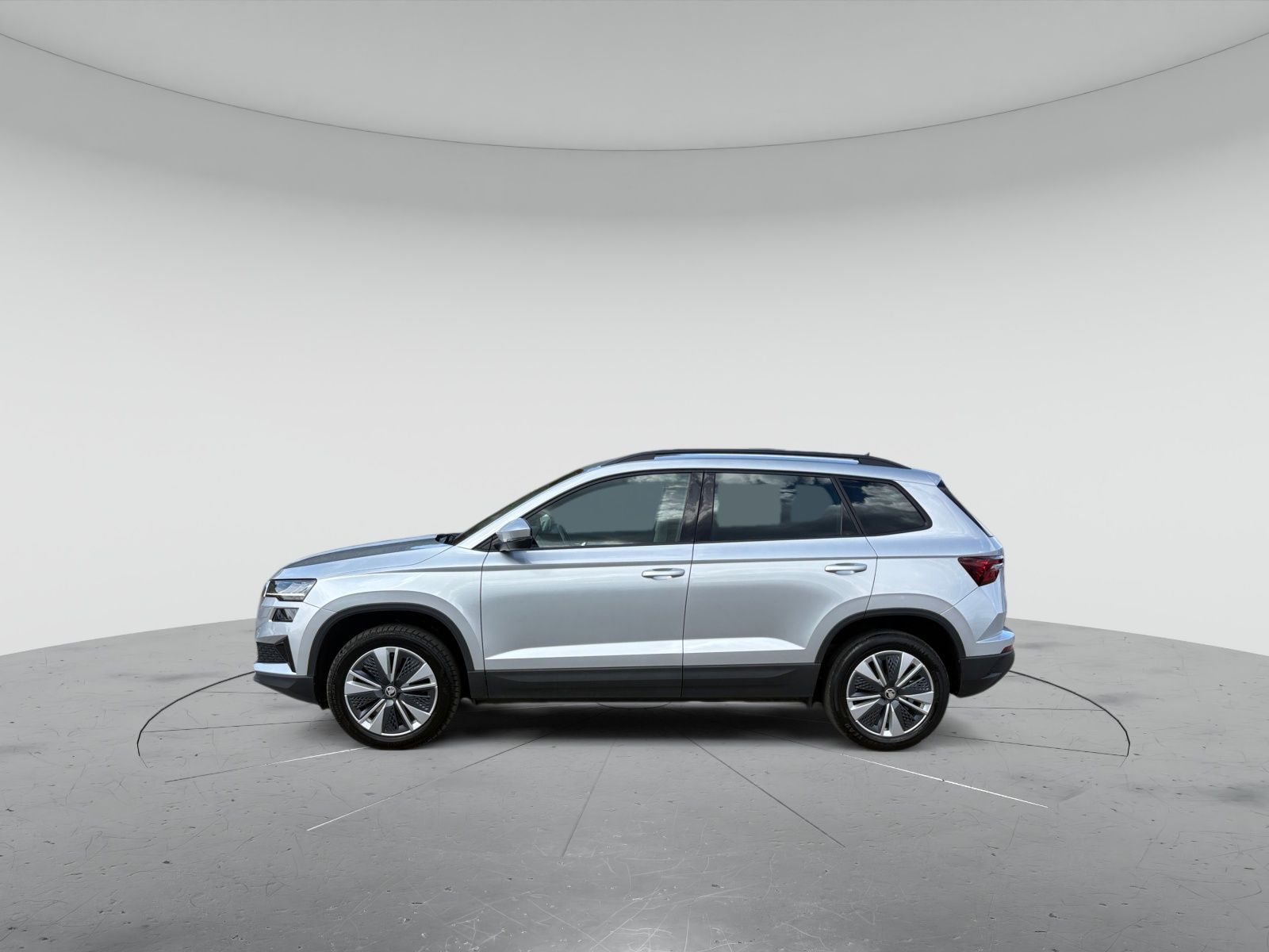 Skoda Karoq Ambition 2.0 TDI, LED/PDC/ACC/NAVI/LANE-AS imagem 3