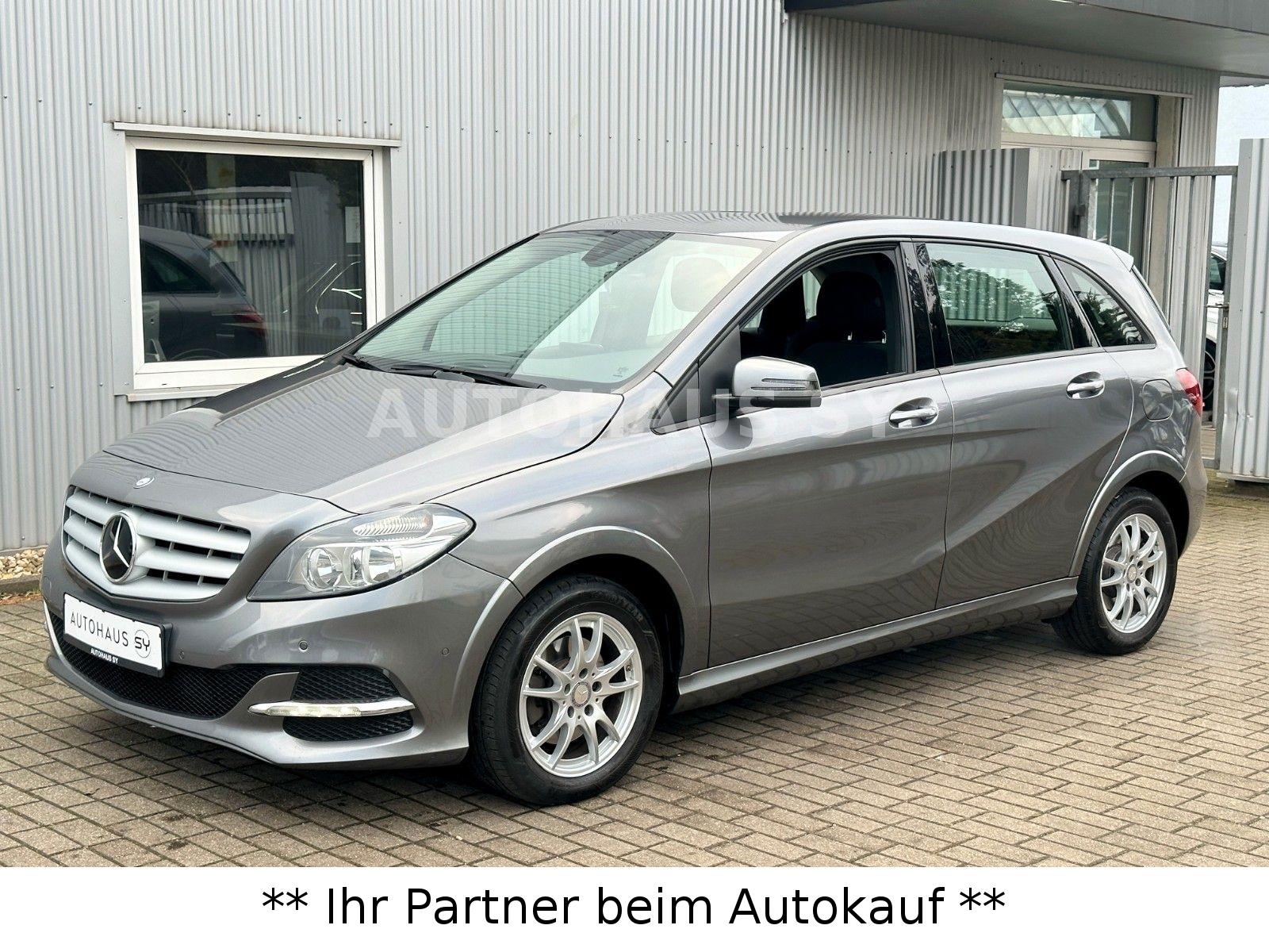 Mercedes-Benz B 200 c NGD Erdgas **NAVI-PDC-SCHECKHEFT-2.HND**